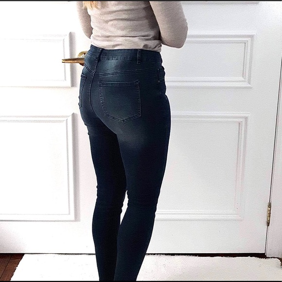 🔅Host Pick Eighty-Two Blue Jeans - Picture 7 of 16